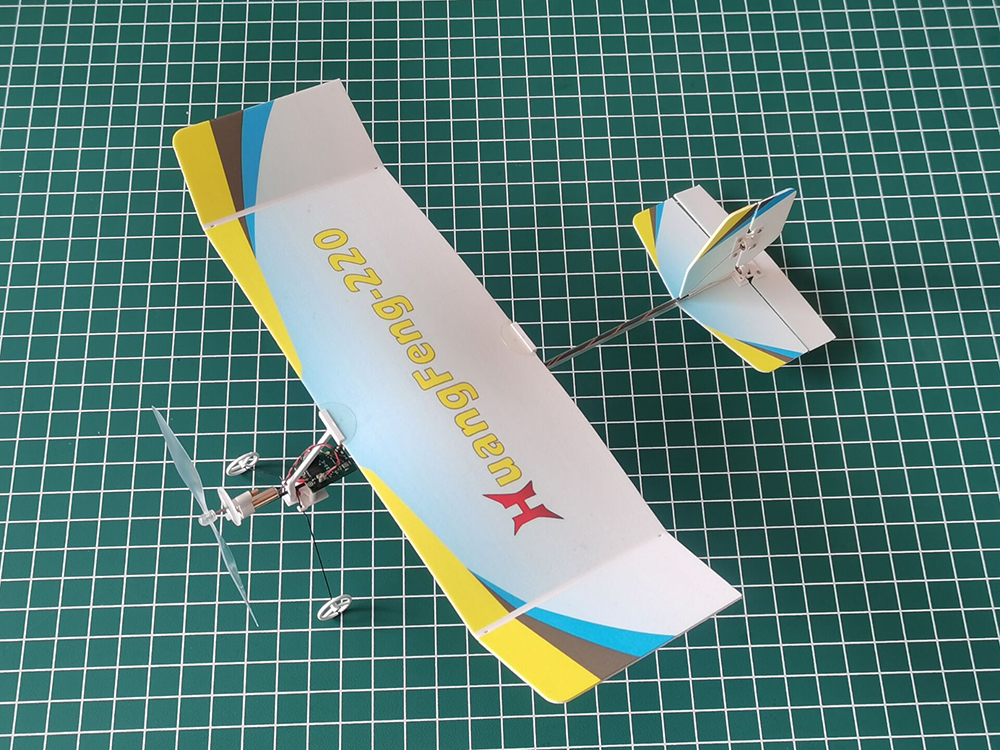 TY-Modell-HuangFeng-220-220mm-Spannweite-PP-Schaum-Ultra-langsame-Segelflugzeug-Indoor-RC-Flugzeug-K-2006545-4